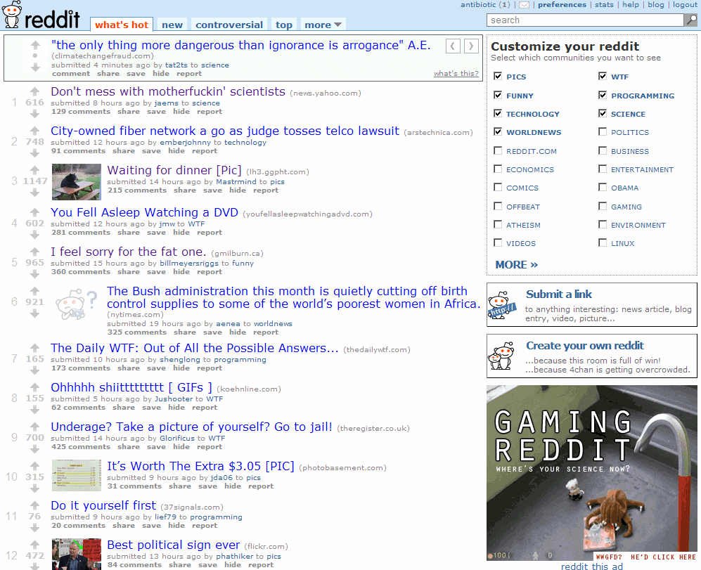 Screenshot of the frontpage of Reddit, here all posts are link posts. You can tell by the domain displayed in parenthesis after the title. The top post squared in black is an ad.